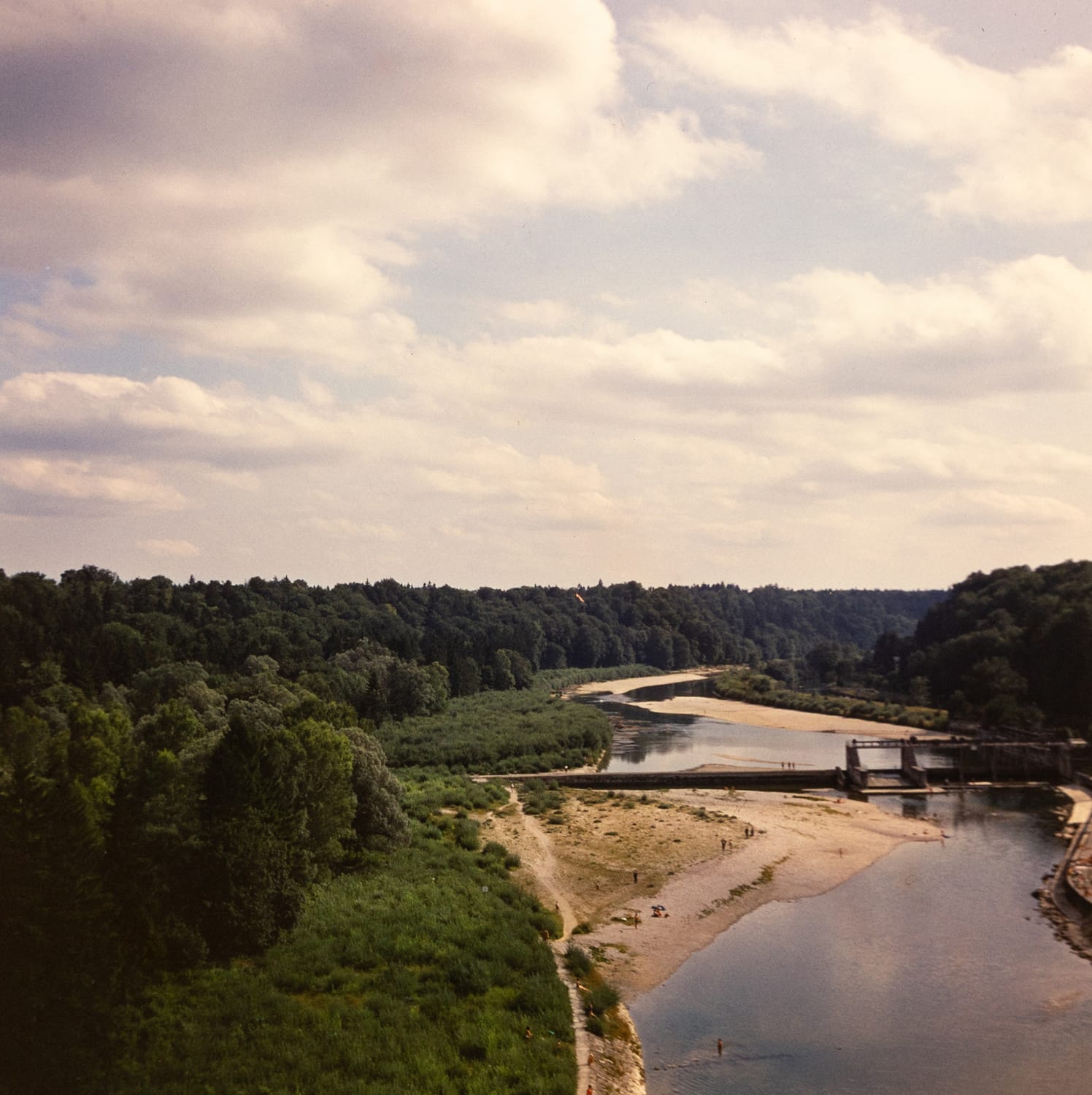 Isar-Werkkanal / Blick von der Großhesseloher Brücke, München